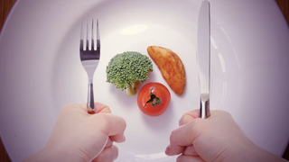 Illustration for article titled Top 10 Simple Weight Loss Hacks You Can Implement Right Now